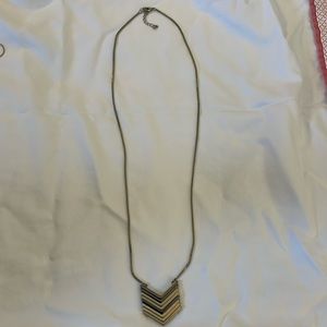 Stitch fix necklace